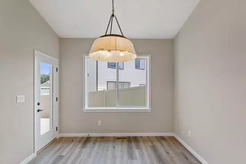 7126 E Beverly Ave, Spokane, WA 99212 photo 8