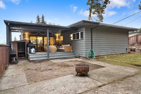 Exterior - 3728 E 16th Ave, Spokane, WA 99223 photo 3 of 10