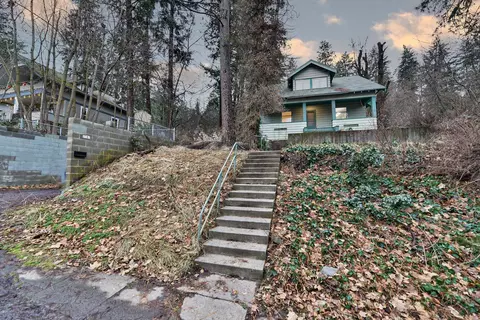 Exterior - 2014 E 17th Ave, Spokane, WA 99203 photo 3 of 10