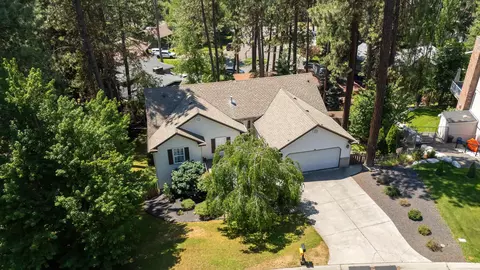 1134 W Bellwood Dr, Spokane, WA 99218