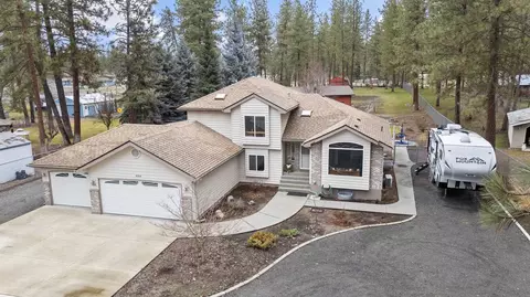 8316 N Pine Meadows Rd, Nine Mile Falls, WA 99026