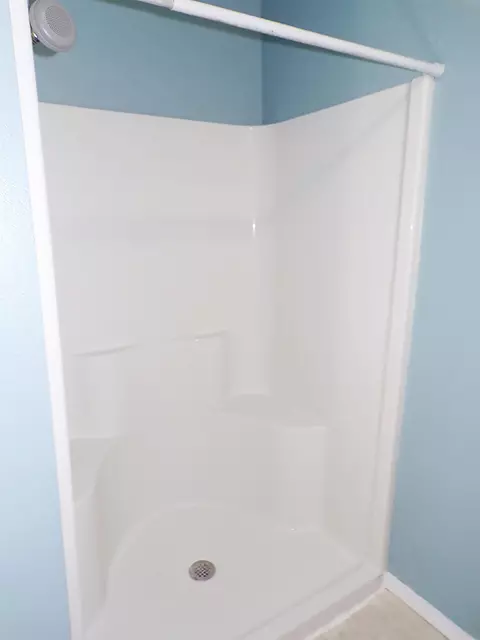 Bath - 3913 E 13th Ave, Spokane, WA 99202 photo 5 of 5