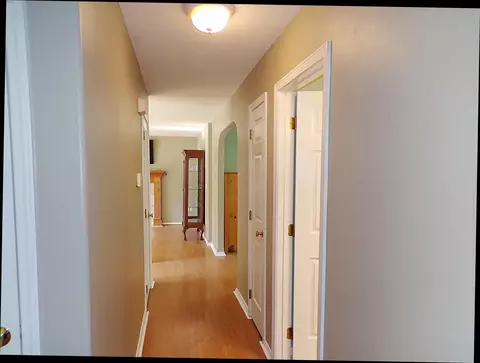 Entry Way - 3913 E 13th Ave, Spokane, WA 99202 photo 1 of 3