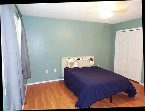 Bedroom - 3913 E 13th Ave, Spokane, WA 99202 photo 2 of 4