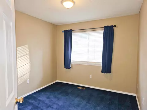 Bedroom - 3913 E 13th Ave, Spokane, WA 99202 photo 3 of 4