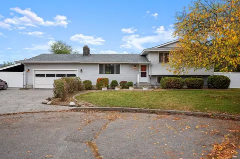 22414 E Heroy Ave, Otis Orchards, WA 99027