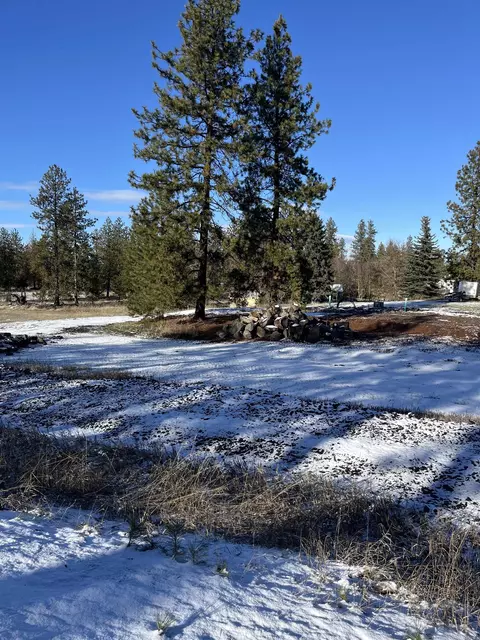 5338 W Garden Springs Rd, Spokane, WA 99224