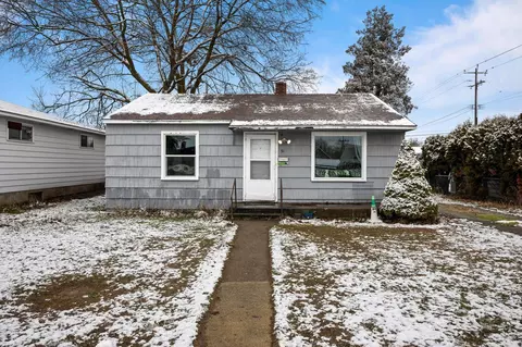 51 Everett Ave, Spokane, WA 99207