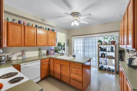 Kitchen - 420 E 7th Ave, Spokane, WA 99202 photo 1 of 4