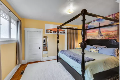 Bedroom - 420 E 7th Ave, Spokane, WA 99202 photo 1 of 4
