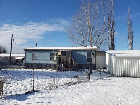 10201 N Mccoy Rd, Newman Lake, WA 99025