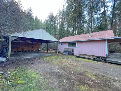 Exterior - 700 Minter Blvd, Marcus, WA 99151 photo 1 of 7