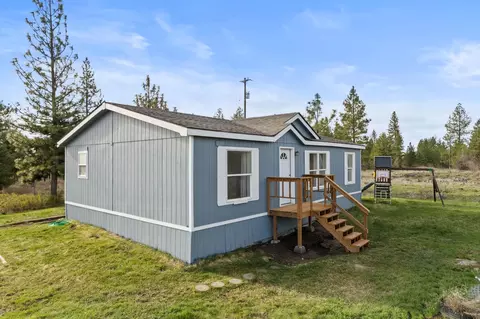 52205 Whispering Pines Loop N Loop, Reardan, WA 99029