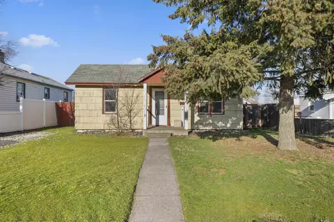2911 E Columbia Ave, Spokane, WA 99208