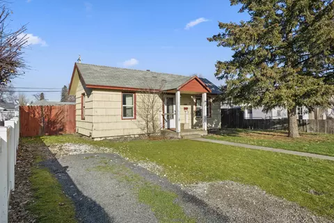 2911 E Columbia Ave, Spokane, WA 99208 photo 2