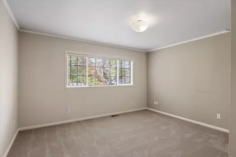 Bedroom - 10004 E 10th Ave, Spokane Valley, WA 99206 photo 2 of 3