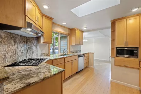 Kitchen - 10004 E 10th Ave, Spokane Valley, WA 99206 photo 1 of 4