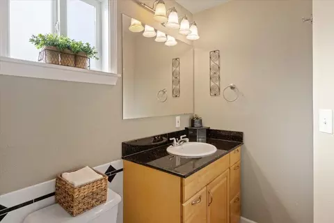 Bath - 10004 E 10th Ave, Spokane Valley, WA 99206 photo 2 of 3