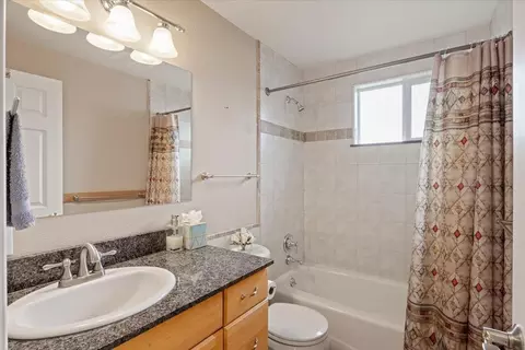 Bath - 10004 E 10th Ave, Spokane Valley, WA 99206 photo 3 of 3
