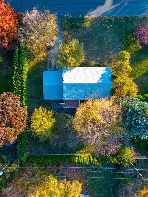 View/Area - 2703 E Thurston Ave, Spokane, WA 99223 photo 1 of 1