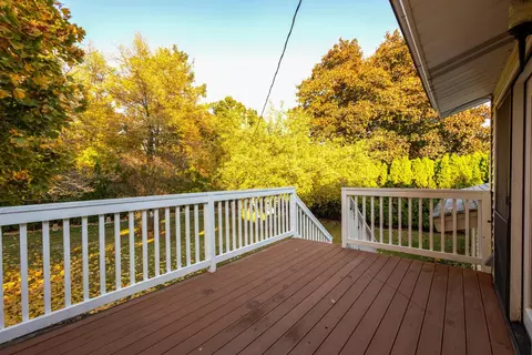 Exterior - 2703 E Thurston Ave, Spokane, WA 99223 photo 5 of 8