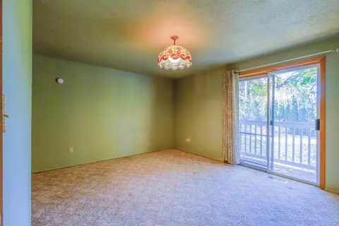 Bedroom - 2703 E Thurston Ave, Spokane, WA 99223 photo 2 of 8