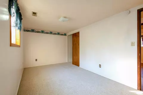 Bedroom - 2703 E Thurston Ave, Spokane, WA 99223 photo 6 of 8