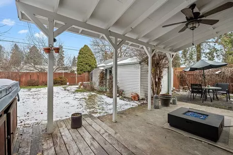 943 E 38th Ave, Spokane, WA 99203 photo 23