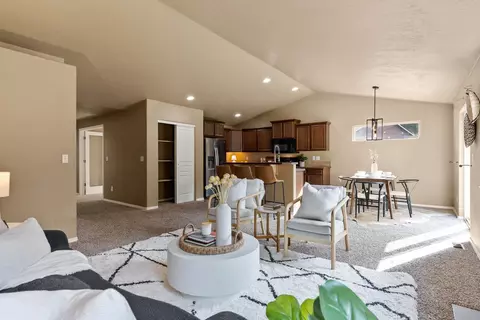 Living - 7618 E 6th Ln, Spokane, WA 99212 photo 2 of 4