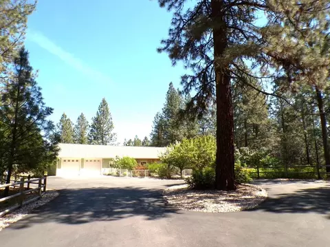 1078 Harberd Way, Kettle Falls, WA 99141
