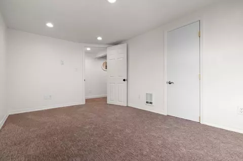 Bedroom - 712 Everett Ave, Spokane, WA 99207 photo 2 of 2