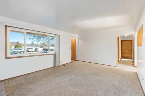 11722 E 15th Ave, Spokane Valley, WA 99206 photo 6