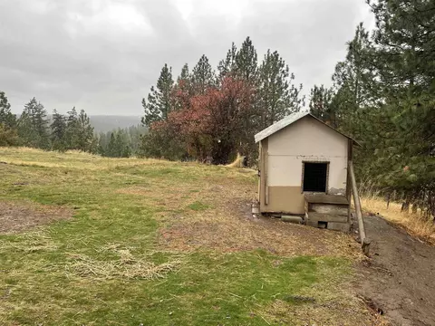 16635 E Foothills Rd, Spokane, WA 99217 photo 6