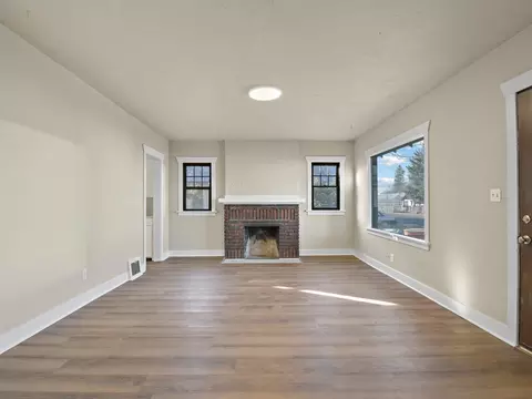 1512 E 8th Ave, Spokane, WA 99202 photo 5