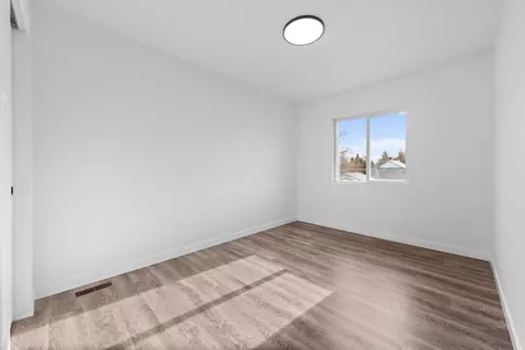 Bedroom - 2414 Everett Ave, Spokane, WA 99217 photo 3 of 3