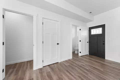 Entry Way - 2414 Everett Ave, Spokane, WA 99217 photo 1 of 2