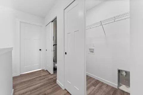 Entry Way - 2414 Everett Ave, Spokane, WA 99217 photo 2 of 2