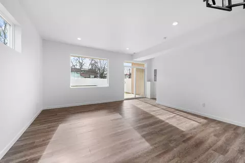 Living - 2414 Everett Ave, Spokane, WA 99217 photo 1 of 1
