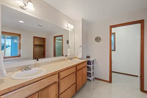 728 E Golden Rd, Spokane, WA 99208 photo 18