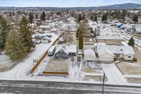 View/Area - 13623 E 12th Ave, Spokane Valley, WA 99216 photo 3 of 11