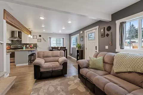 Living - 13623 E 12th Ave, Spokane Valley, WA 99216 photo 3 of 3