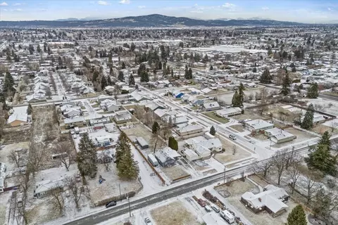 View/Area - 13623 E 12th Ave, Spokane Valley, WA 99216 photo 6 of 11