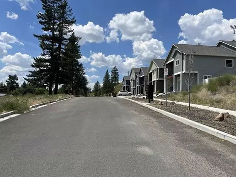 1211 W Cora Ave, Spokane, WA 99205