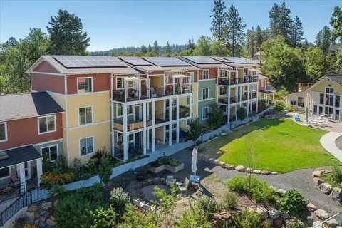 731 S Garfield St #32, Spokane, WA 99202