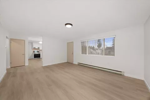 Living - 10902 E 10th Ave, Spokane Valley, WA 99206 photo 3 of 3