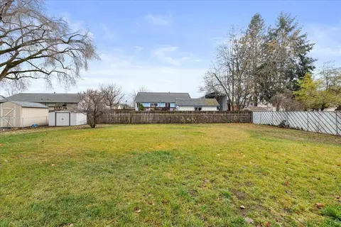 Exterior - 10902 E 10th Ave, Spokane Valley, WA 99206 photo 6 of 11