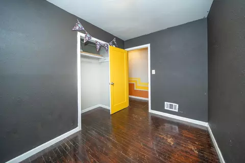 Bedroom - 1425 E Central Ave, Spokane, WA 99208 photo 4 of 6
