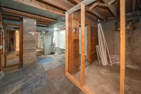 Entry Way - 1425 E Central Ave, Spokane, WA 99208 photo 4 of 4