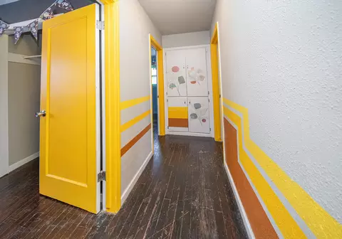 Entry Way - 1425 E Central Ave, Spokane, WA 99208 photo 3 of 4