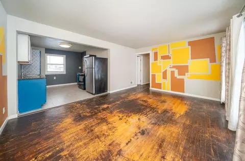 Living - 1425 E Central Ave, Spokane, WA 99208 photo 1 of 3